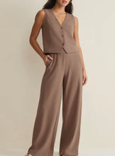 Load image into Gallery viewer, Z Supply Milk Shake Noelle Textured Tank Top