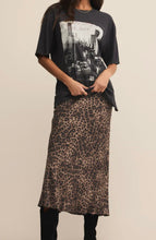 Load image into Gallery viewer, Z Supply Desert Tan Izabel Leopard Skirt