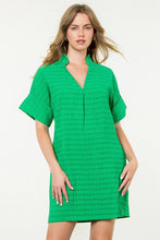 Load image into Gallery viewer, Green V-Neck SS Textured Dress