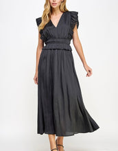 Load image into Gallery viewer, Black Pleated Long Satin Dress