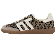 Load image into Gallery viewer, Back 70-Cloud P Leopard Taupe Sneaker