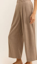 Load image into Gallery viewer, Z Supply Iced Coffee Farah Pant