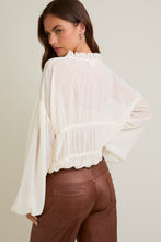 Load image into Gallery viewer, Cream LS Ruffle Detail Blouse