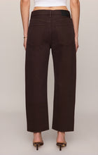Load image into Gallery viewer, Z Supply Gilded Umber The Off Duty Bowed Ankle Jean