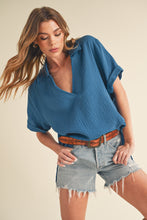 Load image into Gallery viewer, Azure Gauze Collared SS Top