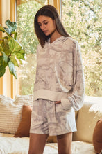 Load image into Gallery viewer, Camo Leaves Lightweight Hoodie w/ Shorts Set