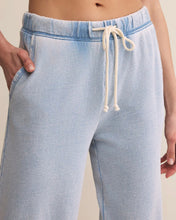 Load image into Gallery viewer, Z Supply Washed Indigo Hunter Knit Denim Pant