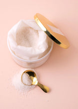 Load image into Gallery viewer, Lollia-Snowdrop Bath Salts