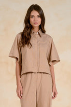 Load image into Gallery viewer, Tan Striped SS Button Down Top