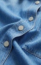 Load image into Gallery viewer, Z Supply Dreamstate Erin Denim Jacket