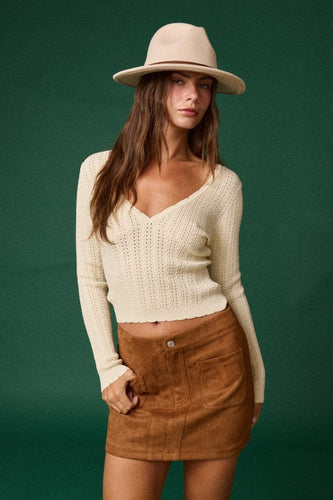 Cream Stretchy V-Neck LS Scallop Top