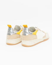 Load image into Gallery viewer, Oncept Phoenix Sneaker Vanilla