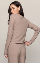 Load image into Gallery viewer, Z Supply Heather Ash Tucked in LS Tee