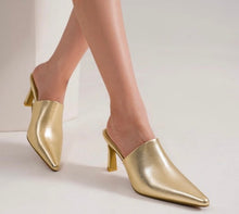 Load image into Gallery viewer, Gold Heeled Mule