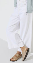 Load image into Gallery viewer, Birkenstock Arizona Big Buckle Nubuck Leather Sandcastle