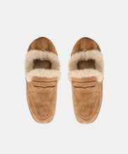 Load image into Gallery viewer, Dolce Vita Lt Brown Cloey Plush Loafer