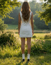 Load image into Gallery viewer, White Stretch Mini with Starfish Buttons