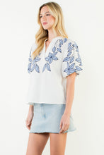 Load image into Gallery viewer, White Puff Slv Blue Floral Embroidery V-Neck Top (THML)