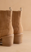 Load image into Gallery viewer, Camel Paneled Western Bootie