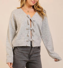 Load image into Gallery viewer, Light Grey Bow Tied Sweater