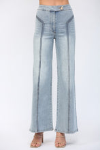 Load image into Gallery viewer, Lt. Denim HW Leg Jean