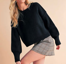 Load image into Gallery viewer, Black Slouchy Cropped Sweater