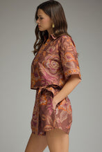 Load image into Gallery viewer, Terra Cotta Printed SS V-Neck Top