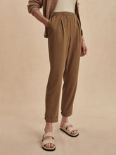 Load image into Gallery viewer, Varley Alana Slim Tapered Cuff Pant 27-Taupe Stone