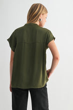 Load image into Gallery viewer, Satin V-Neck SS Top Olive