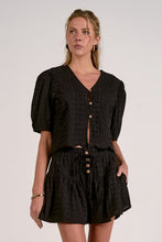 Load image into Gallery viewer, Black Eyelet Button Frnt Top