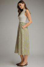Load image into Gallery viewer, Cream Knit Slvls Green Striped Maxi Dress