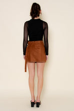 Load image into Gallery viewer, Black Shirring LS Bodysuit