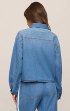 Load image into Gallery viewer, Z Supply Dreamstate Erin Denim Jacket
