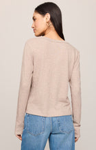 Load image into Gallery viewer, Z Supply Junie LS Tee Heather Ash