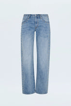 Load image into Gallery viewer, Pistola Satellite Lexi MR Bowed Straight Leg Jean