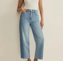 Load image into Gallery viewer, Z Supply Luna HR Crop Bowed Jean