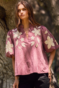 Washed Suede Floral Puff Slv Top Maroon