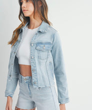 Load image into Gallery viewer, JP Light Denim Clean Jacket w/ Fray Hem