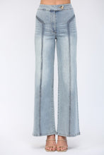 Load image into Gallery viewer, Lt. Denim HW Leg Jean