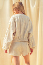 Load image into Gallery viewer, Ecru Floral Jacquard Zip Up Jacket