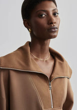 Load image into Gallery viewer, Varley Catherine Half Zip Sweat-Golden Bronze