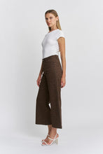 Load image into Gallery viewer, Earth Leopard HR Crop Wide Leg Patch Pocket Jean