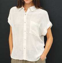 Load image into Gallery viewer, Lightweight Button Collar Top Off White