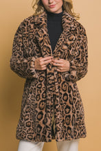 Load image into Gallery viewer, Camel Leopard Faux Fur Jacket