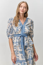 Load image into Gallery viewer, Blue Paisley Printed V-Neck Tie Frnt Peplum Top