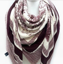 Load image into Gallery viewer, Grand Motif Bandana