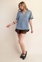 Load image into Gallery viewer, Slate V-Neck SS Blouse