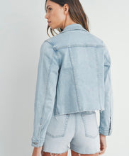 Load image into Gallery viewer, JP Light Denim Clean Jacket w/ Fray Hem