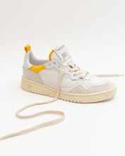 Load image into Gallery viewer, Oncept Phoenix Sneaker-White Cloud