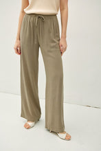 Load image into Gallery viewer, Khaki Wide Leg Linen Pants w/ Elastic Waist